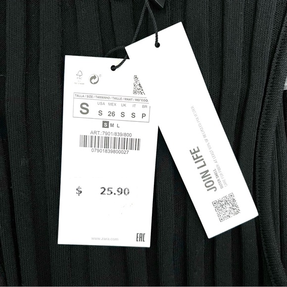 Zara Ribbed Halter Top - Picture 4 of 4